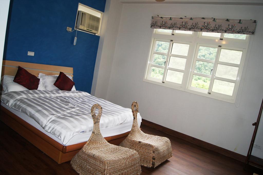 Left Bank Bnb Jiaoxi Bagian luar foto